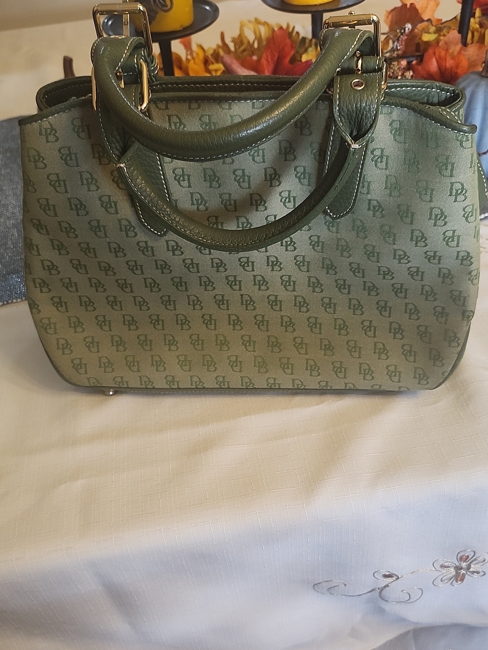 Vintage Dooney & Bourke Tote - Picture 12 of 12